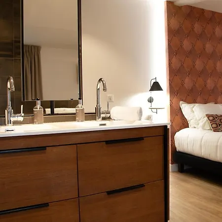 5 En Guest house 2*